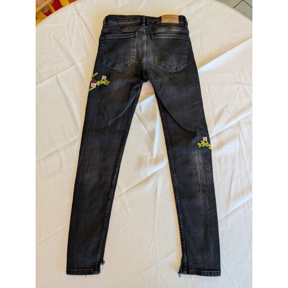 Zara trafaluc Denimwear Womens‎ Embroidered Sz 2 Skinny - Picture 11 of 13